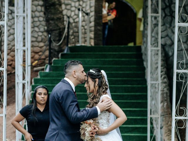 O casamento de Kayque e Julia em Embu, São Paulo 35