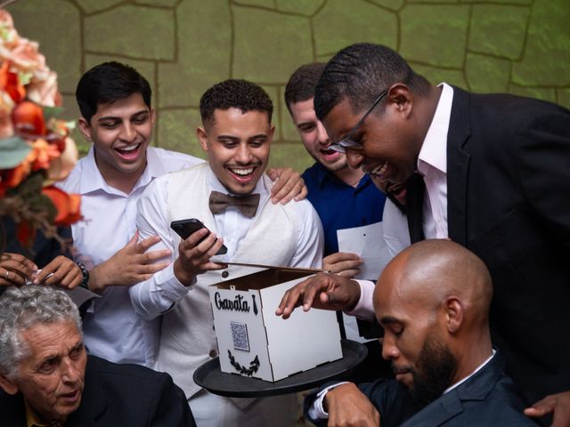 O casamento de Kayque e Julia em Embu, São Paulo 51