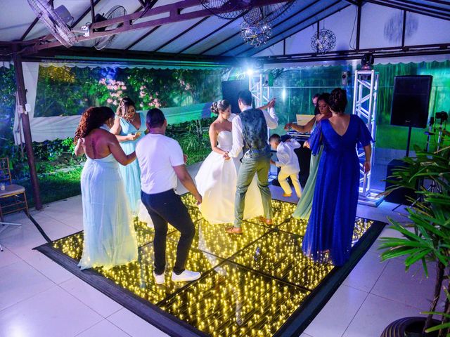 O casamento de Thiago e Priscila em São Gonçalo, Rio de Janeiro 23