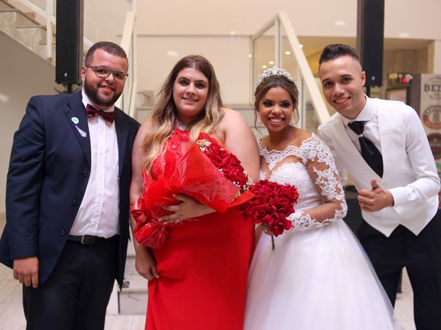 O casamento de Weslley e Ariane em Carapicuíba, São Paulo Estado 111