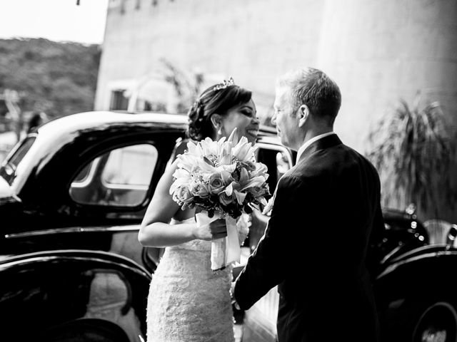 O casamento de Markus e Sara em Cotia, São Paulo Estado 23