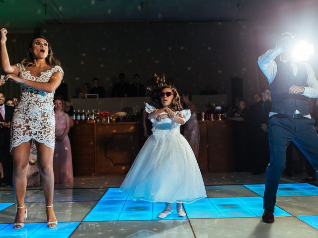 O casamento de Alan e Jenny em Porto Alegre, Rio Grande do Sul 154