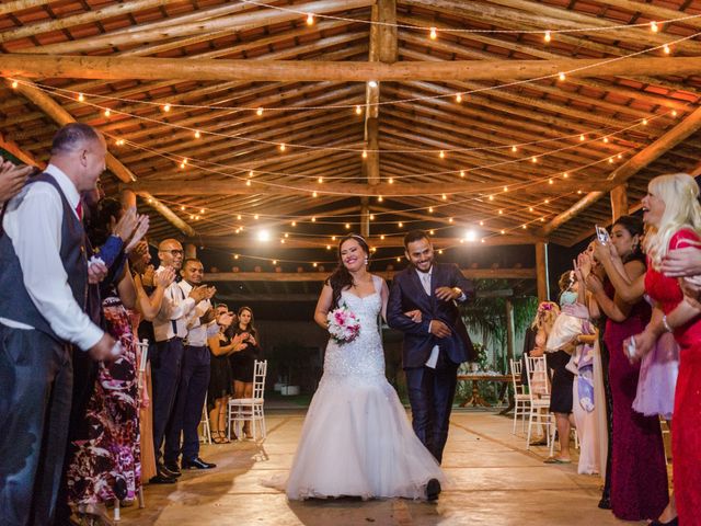 O casamento de Carlos e Camila em Mairiporã, São Paulo Estado 24