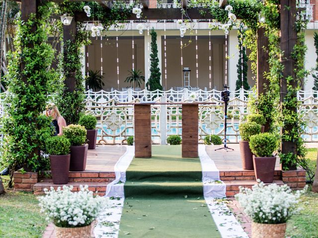 O casamento de Carlos e Camila em Mairiporã, São Paulo Estado 34