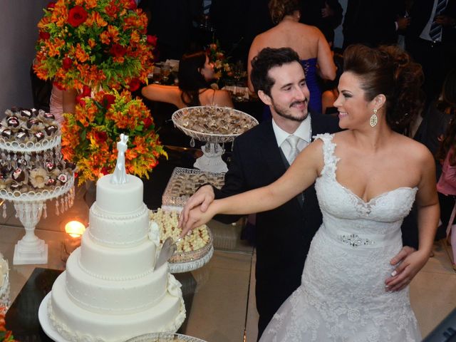 O casamento de Tiago e Bruna em Belo Horizonte, Minas Gerais 19
