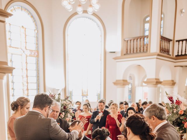 O casamento de Lucas e Camila em Curitiba, Paraná 57