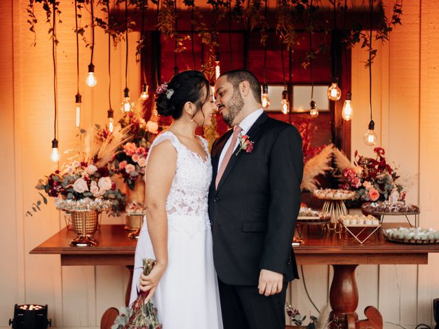 O casamento de Lucas e Camila em Curitiba, Paraná 100