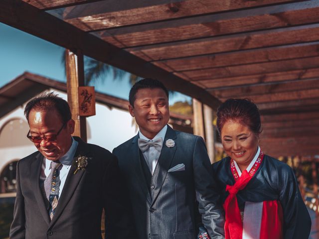 O casamento de Dong e Daniela em Blumenau, Santa Catarina 20