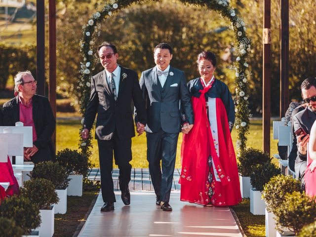 O casamento de Dong e Daniela em Blumenau, Santa Catarina 21