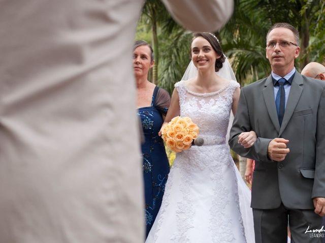 O casamento de Ana  e Mateus em Joinville, Santa Catarina 15