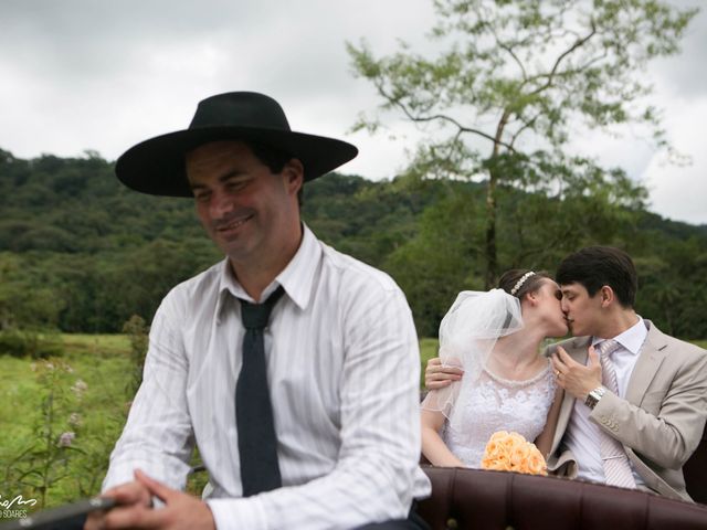 O casamento de Ana  e Mateus em Joinville, Santa Catarina 28