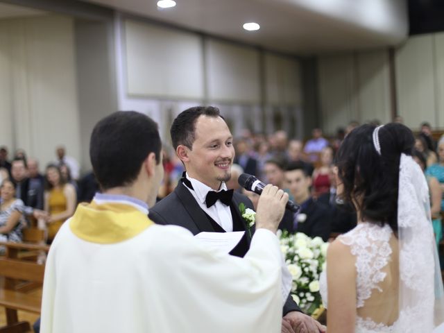O casamento de Leocir e Bruna em Cascavel, Paraná 10