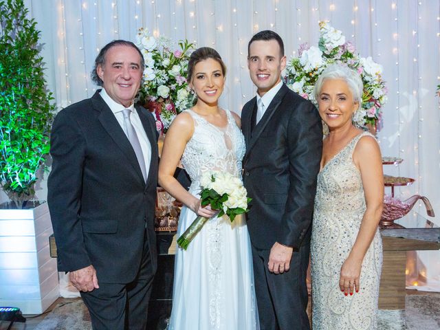 O casamento de Paulo e Marina em Porto Alegre, Rio Grande do Sul 30