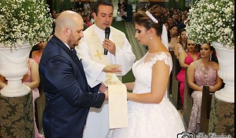 O casamento de João Paulo Silva  e Viviane Silva  em Monte Sião, Minas Gerais