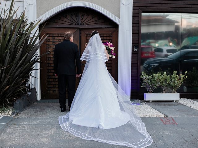 O casamento de Luciano e Agnes em Curitiba, Paraná 38