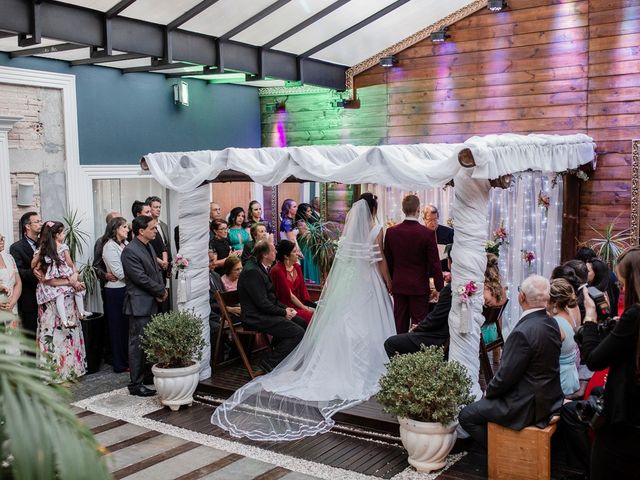 O casamento de Luciano e Agnes em Curitiba, Paraná 41