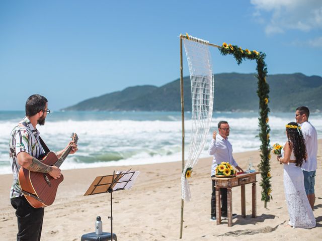 O casamento de Rossano e Samantha em Florianópolis, Santa Catarina 13