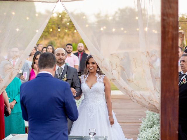 O casamento de Abimael e Débora em Brasília, Distrito Federal 23