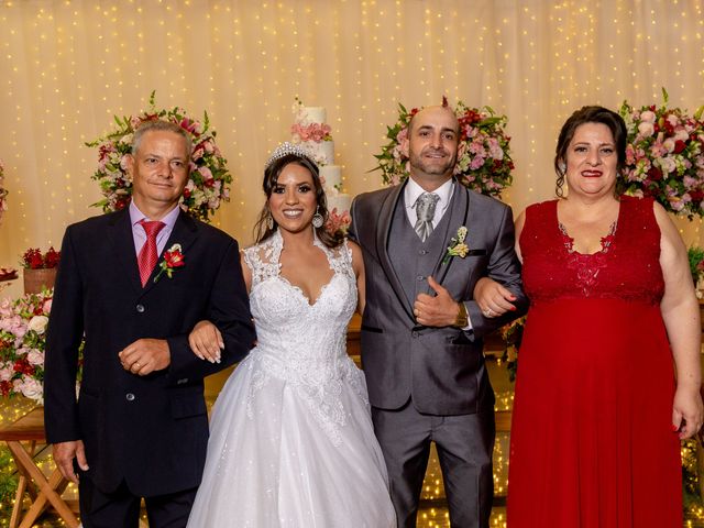O casamento de Abimael e Débora em Brasília, Distrito Federal 39