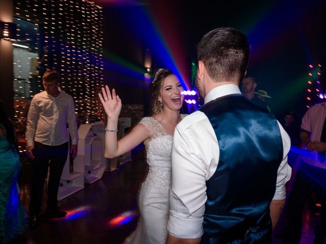 O casamento de James e Fiama em Itapema, Santa Catarina 77