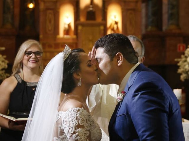 O casamento de Paulo Vinicius Santos L. e Thayssa Barcelos Santos em Vila Velha, Espírito Santo 3