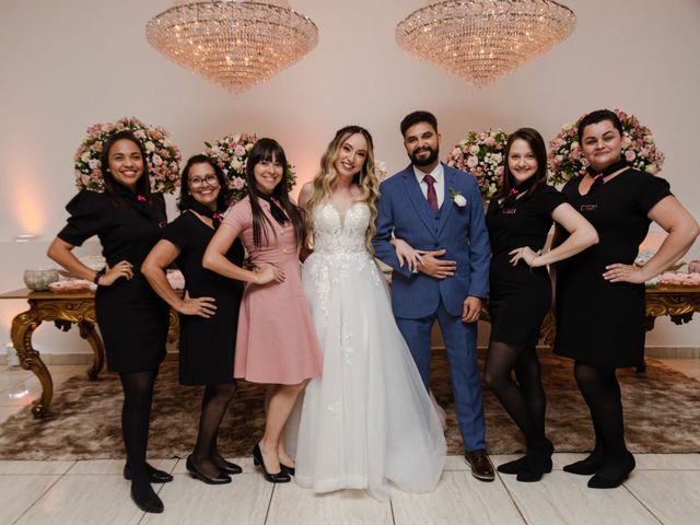 O casamento de Alisson e Francini  em Belo Horizonte, Minas Gerais 9