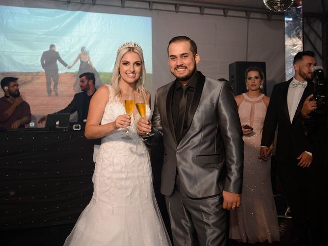 O casamento de Alex e Jéssica em Avaré, São Paulo Estado 23