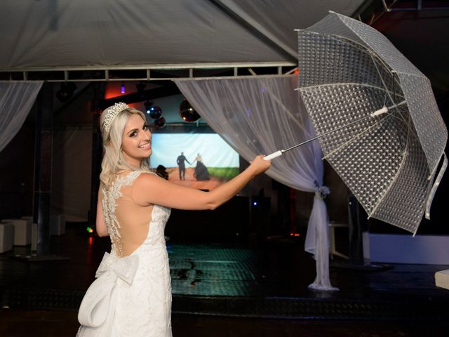 O casamento de Alex e Jéssica em Avaré, São Paulo Estado 25