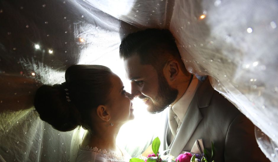 O casamento de Amanda e Alexandre  em Carapicuíba, São Paulo Estado