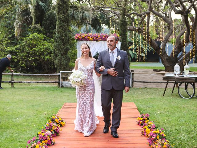 O casamento de Andre  e Marcela  em Goiânia, Goiás 12