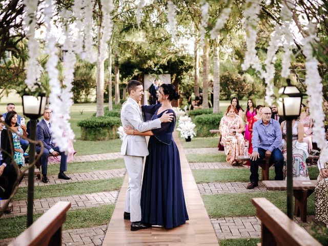 O casamento de Isabelle e Christian em Igrejinha, Rio Grande do Sul 22