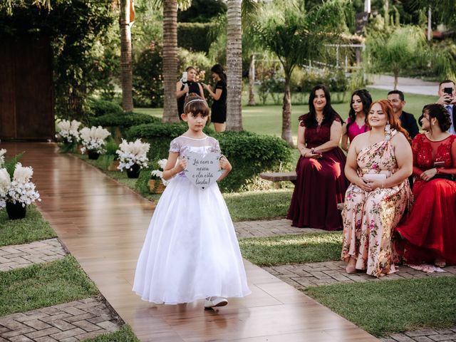 O casamento de Isabelle e Christian em Igrejinha, Rio Grande do Sul 24