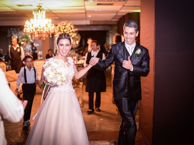 O casamento de Luciano e Amanda em Três Pontas, Minas Gerais 1