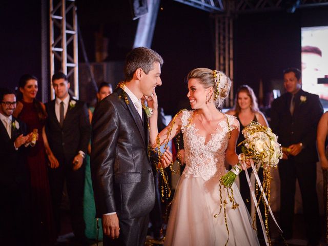 O casamento de Luciano e Amanda em Três Pontas, Minas Gerais 17