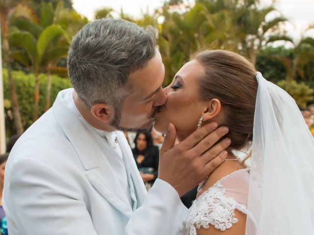 O casamento de Glauber e Laise em Gama, Distrito Federal 22