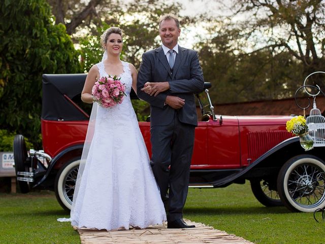 O casamento de Anderson e Marcia em Barrinha, São Paulo Estado 24