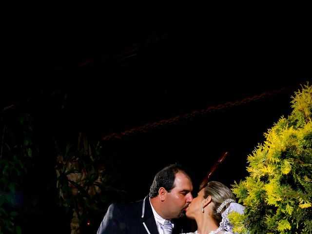 O casamento de Renato e Fabiana em Juranda, Paraná 16