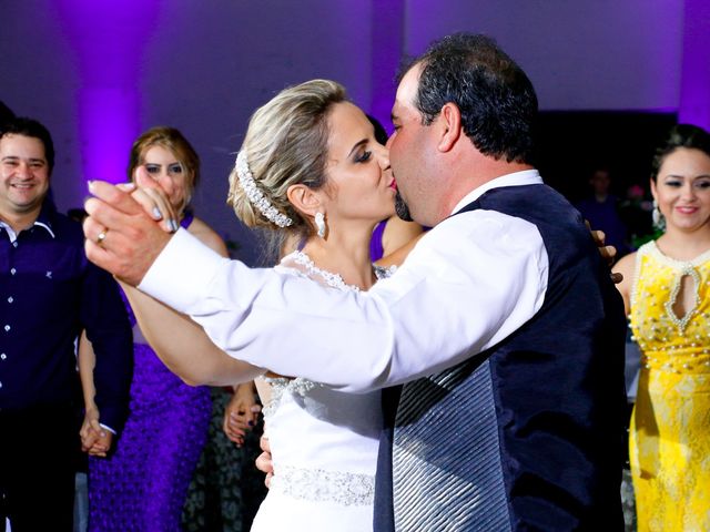 O casamento de Renato e Fabiana em Juranda, Paraná 27