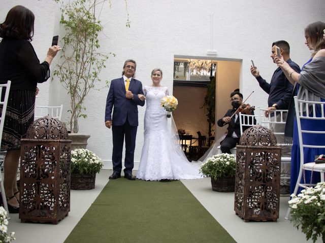 O casamento de Charles e Marcia em Ipiranga, São Paulo 35