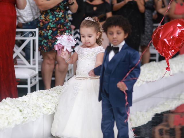 O casamento de Marcio e Verônica em Itapecerica da Serra, São Paulo 14