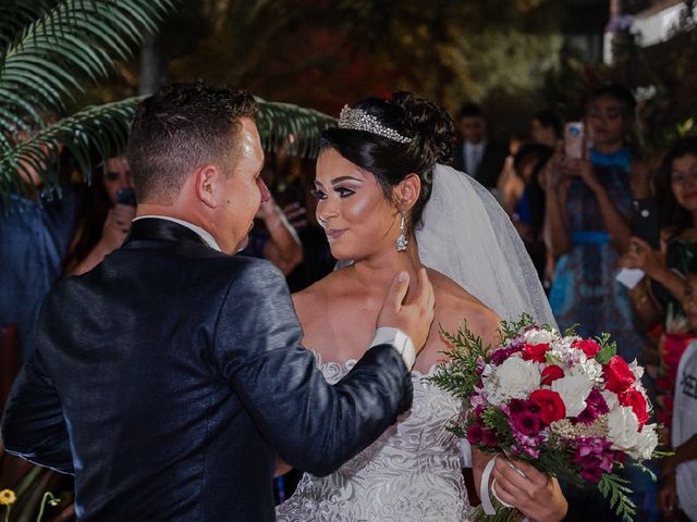 O casamento de Thalys e Lorena  em São Gonçalo, Rio de Janeiro 16