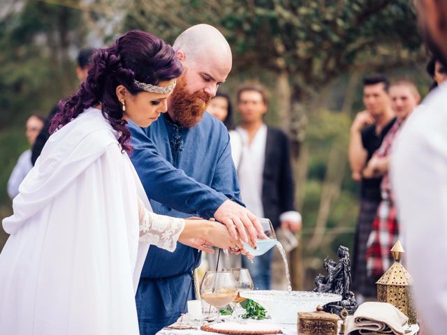 O casamento de Cleverson e Gabriela em Curitiba, Paraná 10