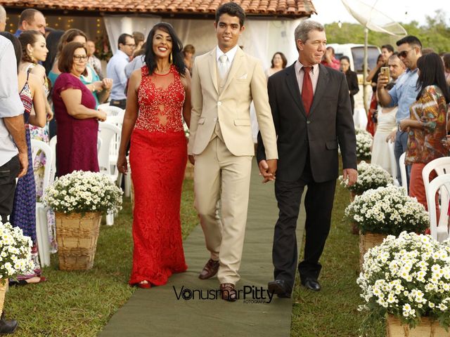 O casamento de Marcel e Bianca em Monte Alegre de Minas, Minas Gerais 15