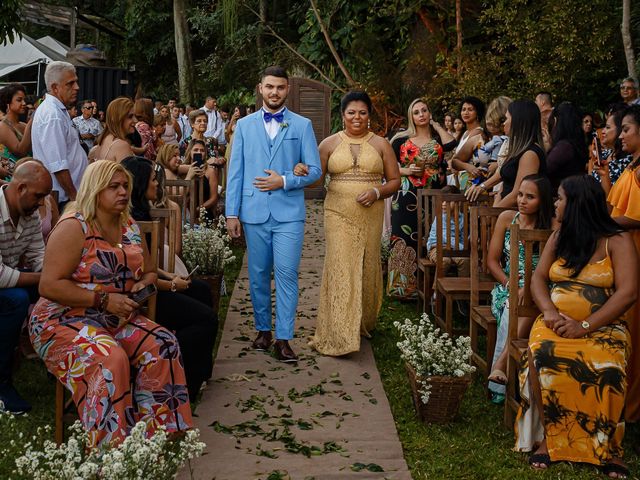 O casamento de Geovanni e Thalita em Niterói, Rio de Janeiro 23