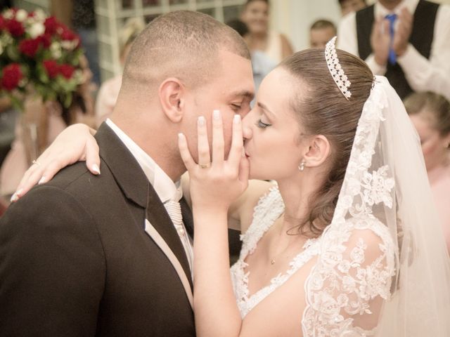 O casamento de Sandro e Alexia em Praia Grande, São Paulo Estado 1