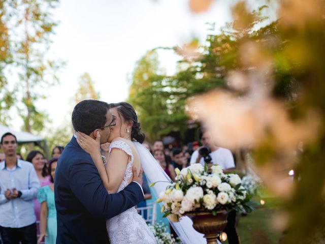 O casamento de Vanderson e Lissya em Cuiabá, Mato Grosso 24