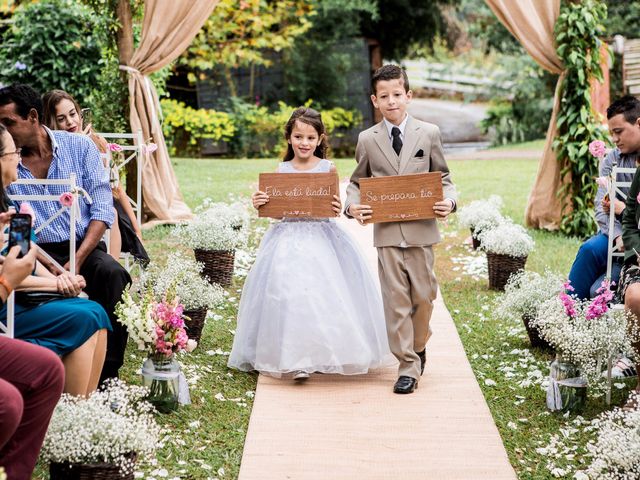 O casamento de Fernando e Lorene em Cotia, São Paulo Estado 41