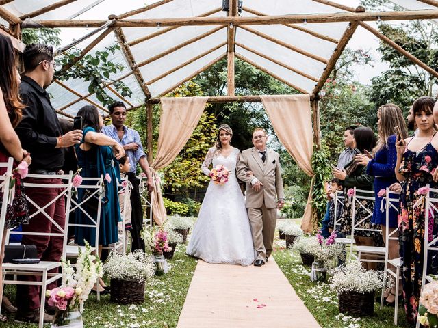 O casamento de Fernando e Lorene em Cotia, São Paulo Estado 43