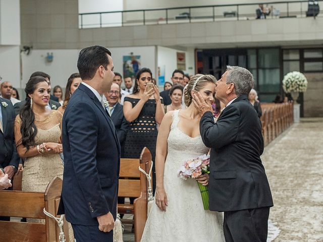 O casamento de Alberto e Sarah em Goiânia, Goiás 27