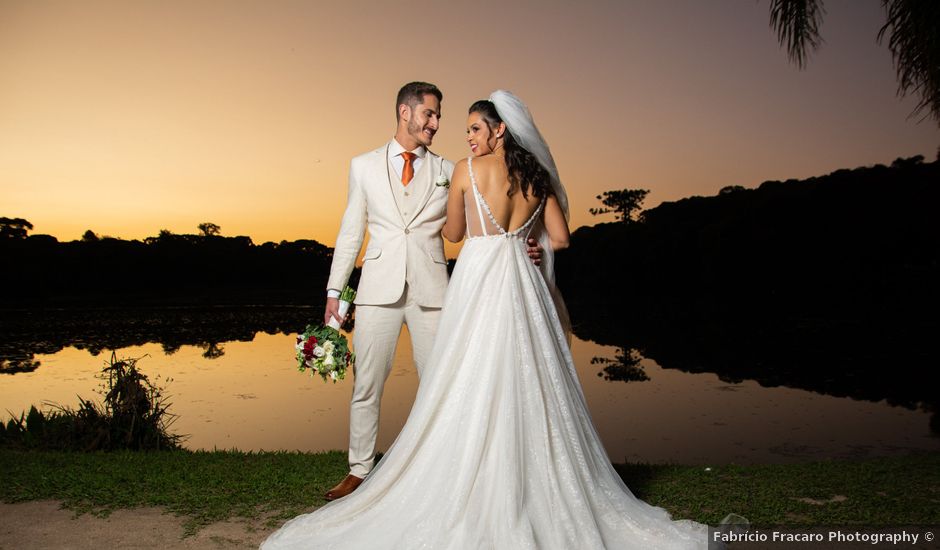 O casamento de Matheus e Madeline em Curitiba, Paraná